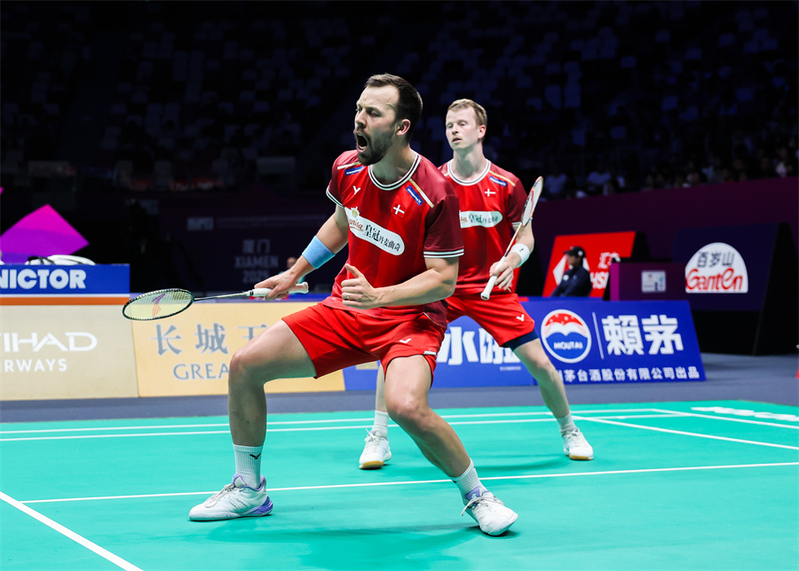 他成功抢断 他成功抢断