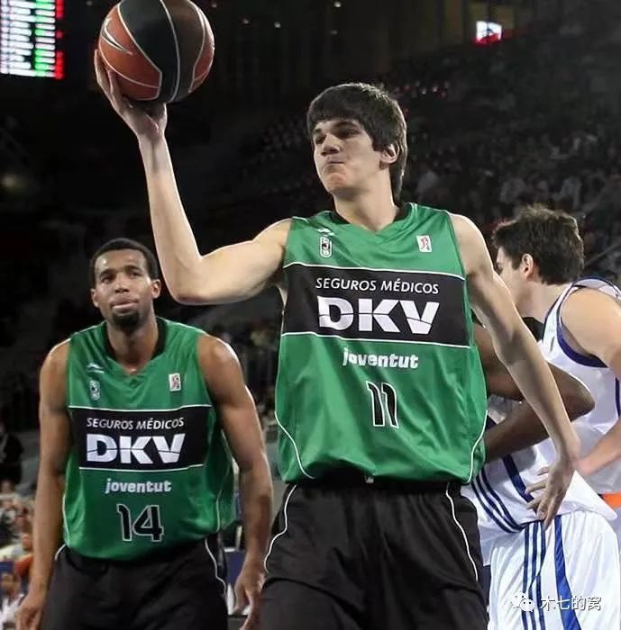 够在比赛中 够在比赛中