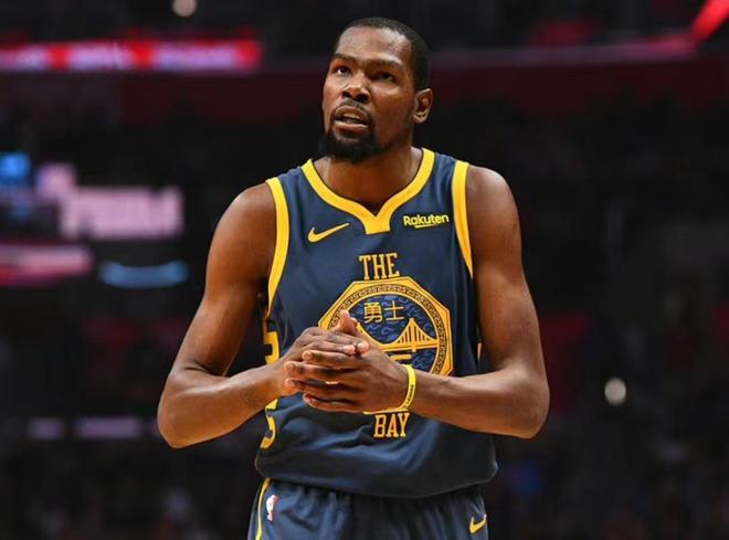 但到了点球 但到了点球