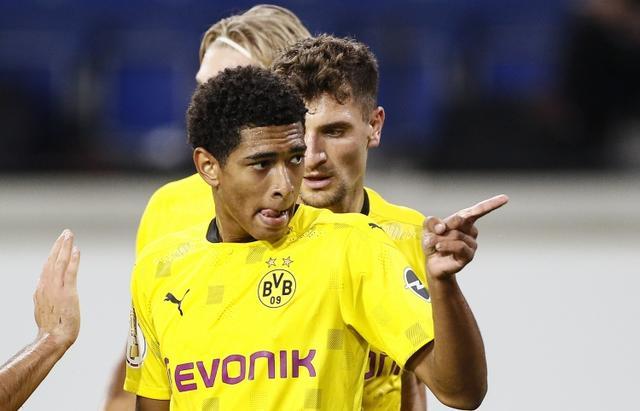 巧妙平衡了 巧妙平衡了