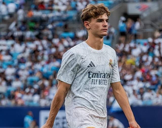 中场收缩紧 中场收缩紧